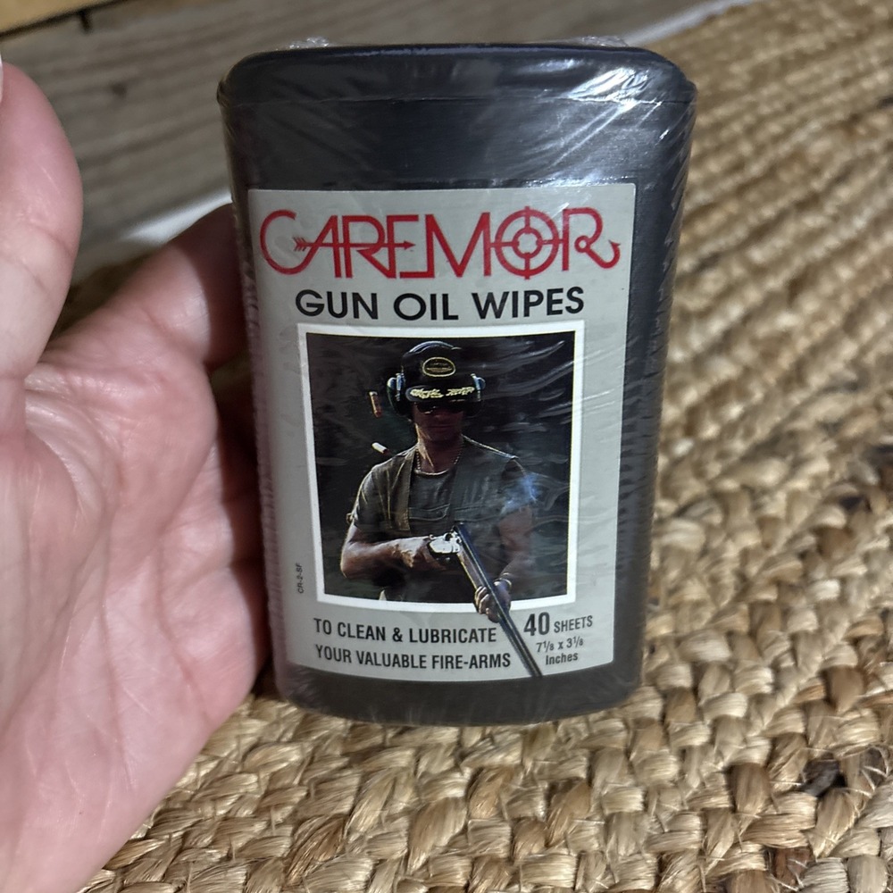 Gun Oil Wipes Caremor 40 Sheets 7 1/8" x 3 1/8" To Clean & Lubricate